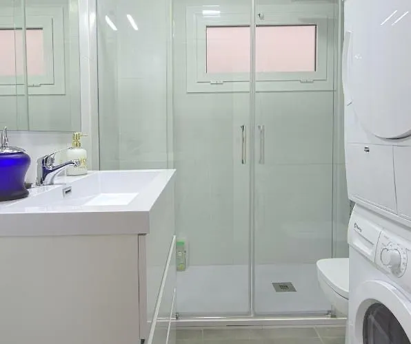 Ronda Sant Antoni דירה