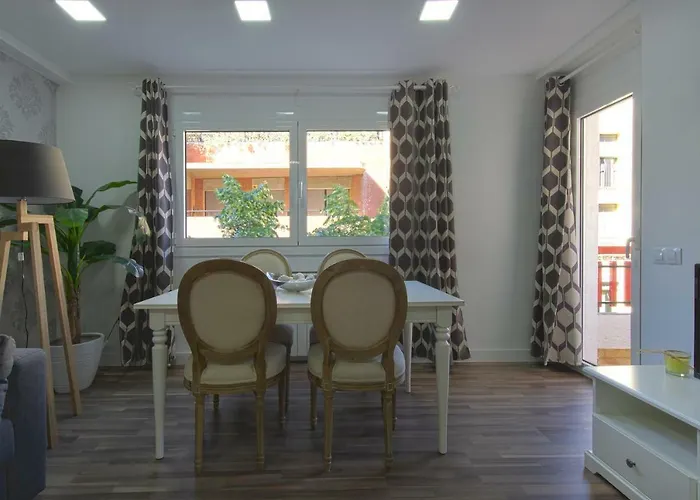 Ronda Sant Antoni Διαμέρισμα Χιρόνα